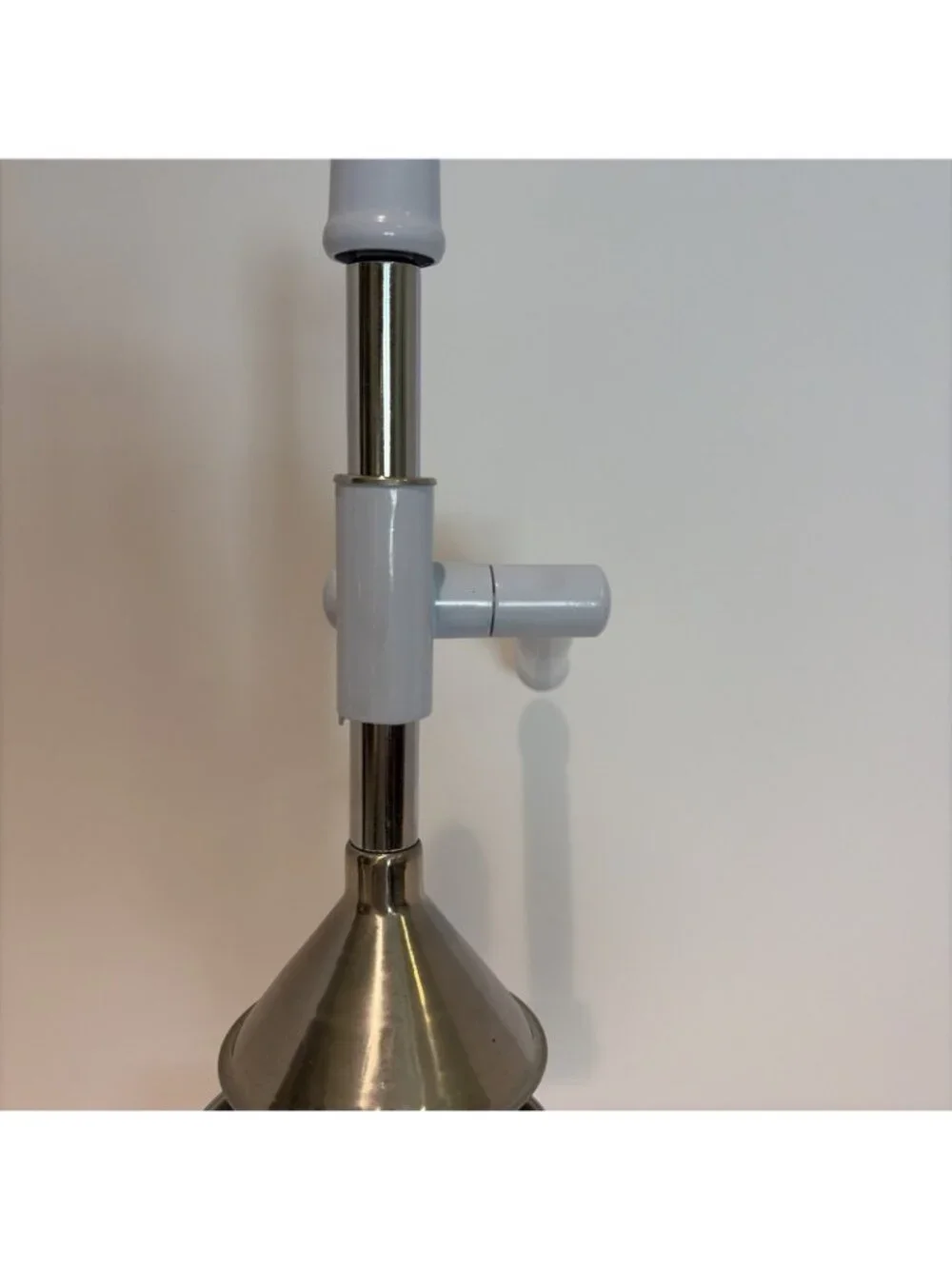 Typhoon Stainless Steel Hand Citrus Press Manual Fruit Juicer Blue Stainless